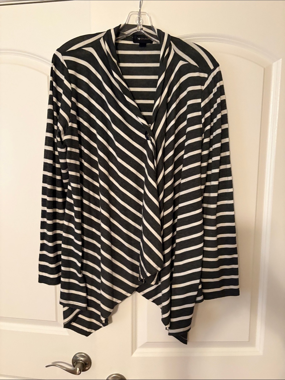 Black and White Striped Draped Women’s Sweater Cardigan